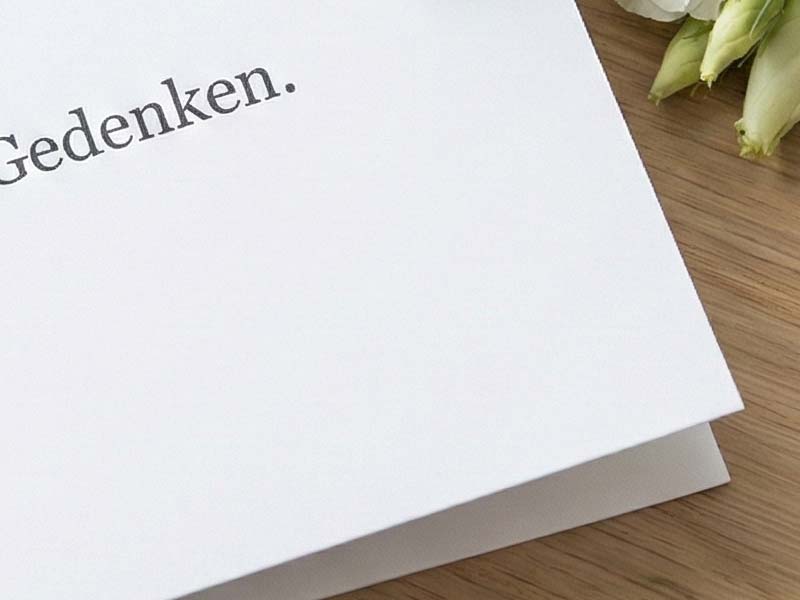 Danksagung Druck auf glattem, wei&szlig;em Papier